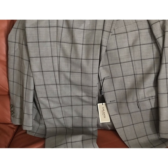 Suit Fine Italian - Picture 2 of 6